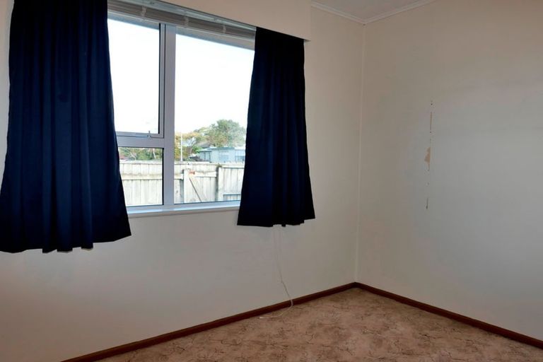 Photo of property in 10 Walton Road, Paraparaumu Beach, Paraparaumu, 5032