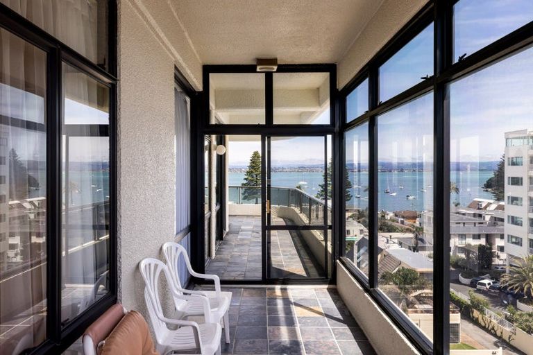 Photo of property in 21 Maunganui Road, Mount Maunganui, 3116