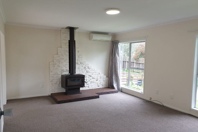 Photo of property in 40 Holt Avenue, Torbay, Auckland, 0630