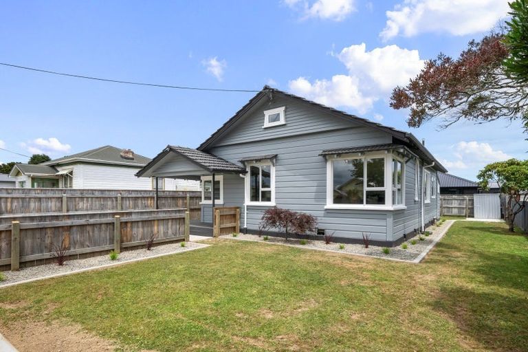 Photo of property in 21 Victoria Street, Levin, 5510