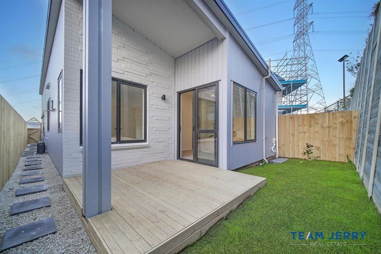 Photo of property in 85 Biokovo Street, Massey, Auckland, 0614