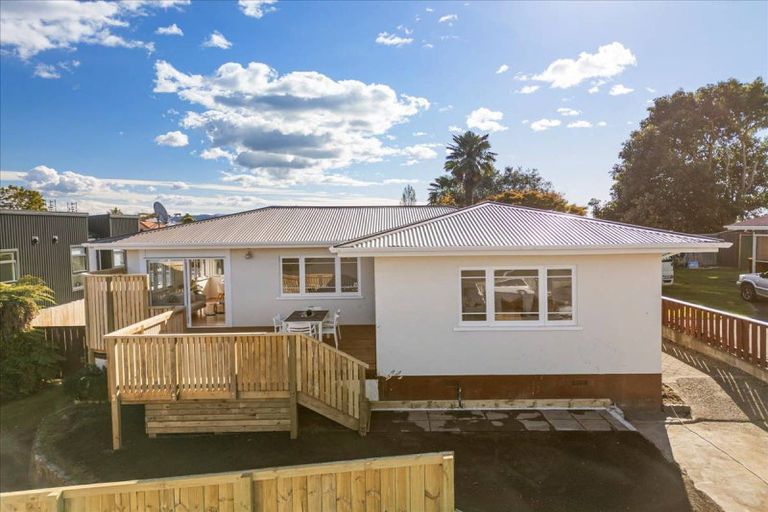 Photo of property in 3b Hilltop Road, Parkvale, Tauranga, 3112