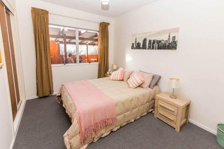 Photo of property in 114 Napier Road, Havelock North, 4130