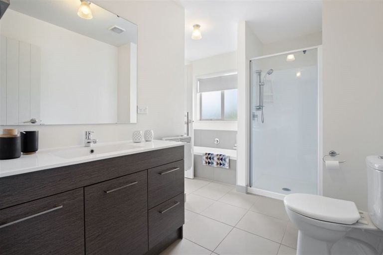 Photo of property in 65b Gibson Road, Tuakau, 2121