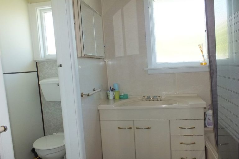 Photo of property in 21 Blankney Street, Hornby, Christchurch, 8042