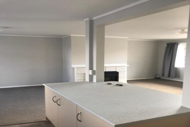 Photo of property in 11 Waitahanui Avenue, Taupo, 3330