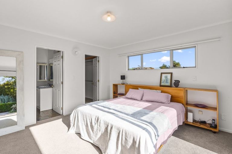 Photo of property in 10 Cedar Drive, Paraparaumu Beach, Paraparaumu, 5032