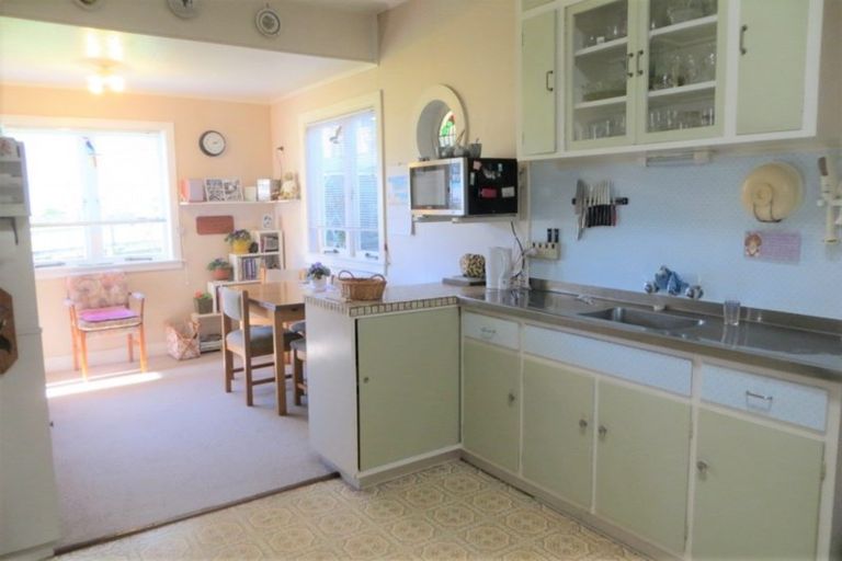 Photo of property in 8 Brick Street, Te Aroha, 3320