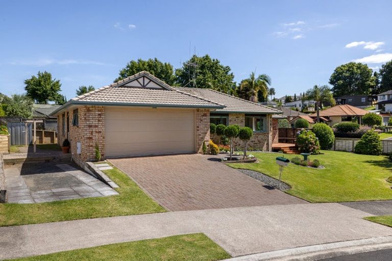 Photo of property in 1 Hadleigh Place, Bethlehem, Tauranga, 3110