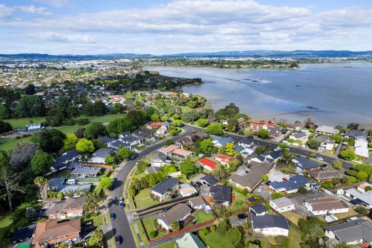 Photo of property in 17 Pinehurst Place, Wattle Downs, Auckland, 2103