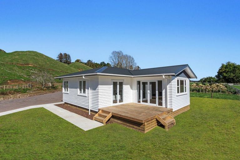 Photo of property in 1333b Manawahe Road, Manawahe, 3194