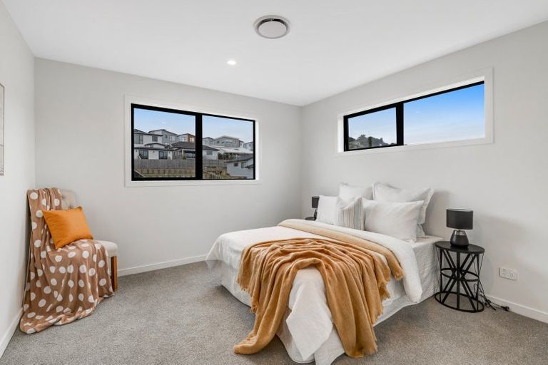 Photo of property in 3 Kawau Close, Orewa, 0931