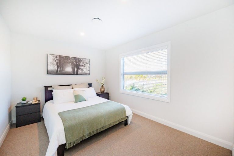 Photo of property in 9 Paterson Lane, Kelvin Grove, Palmerston North, 4470