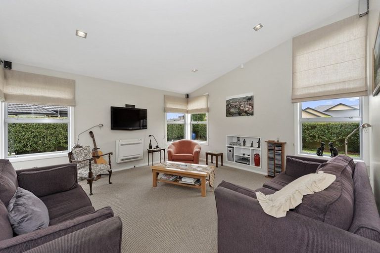 Photo of property in 56 Palliser Drive, Huntington, Hamilton, 3210