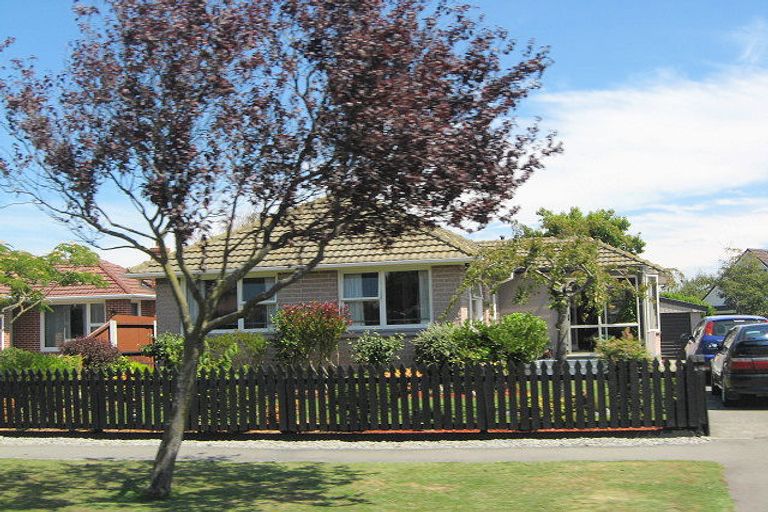 Photo of property in 32 Rydal Street, Hoon Hay, Christchurch, 8025