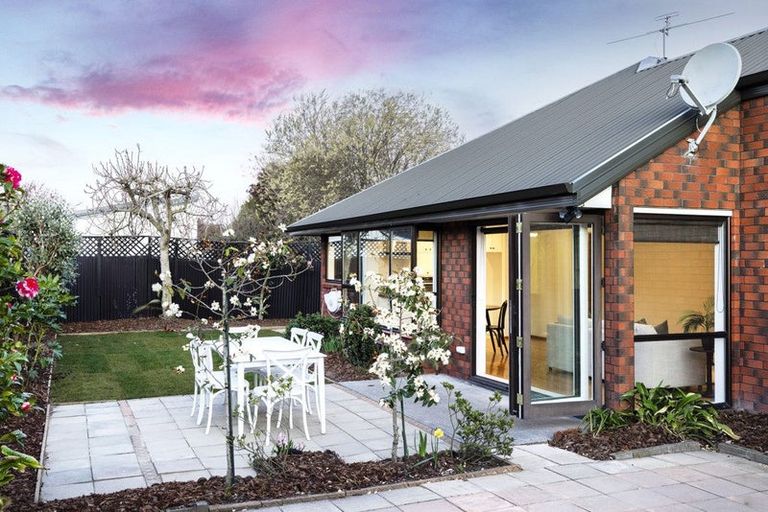 Photo of property in 6d Rimu Street, Riccarton, Christchurch, 8041