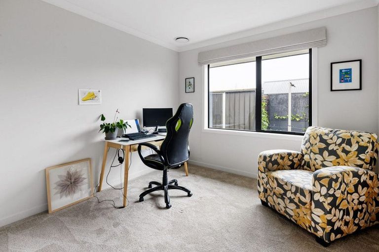 Photo of property in 14 Ruge Court, Cambridge, 3434