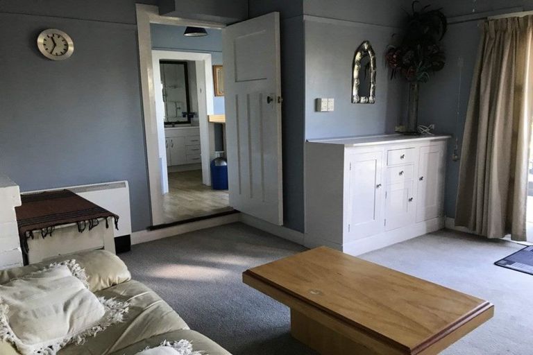 Photo of property in 34 Hackthorne Road, Cashmere, Christchurch, 8022