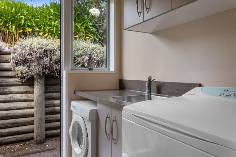 Photo of property in 11 Manuka Terrace, Duvauchelle, 7581