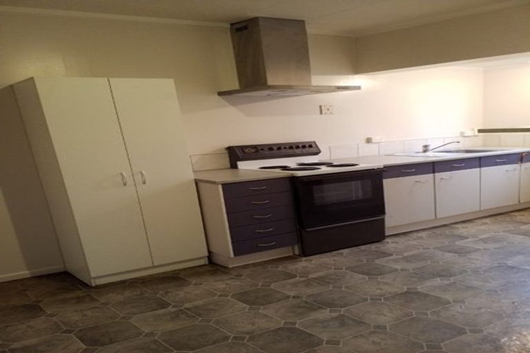 Photo of property in 135 Victoria Street, Cambridge, 3434