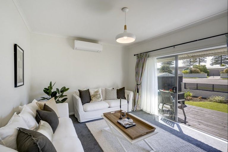 Photo of property in 45 Te Awa Avenue, Te Awa, Napier, 4110