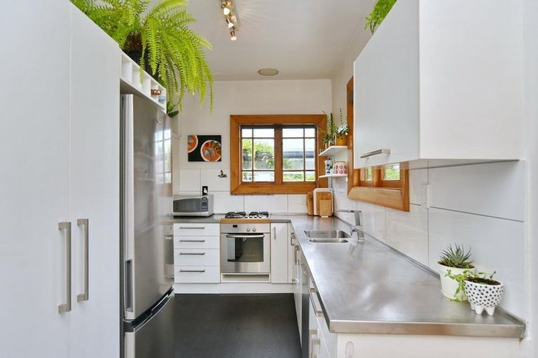 Photo of property in 14 Thornton Street, Mairehau, Christchurch, 8013