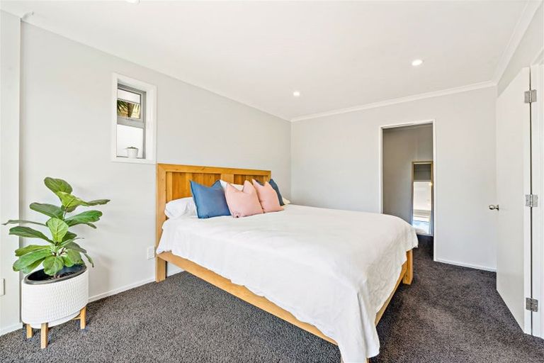 Photo of property in 640a Te Atatu Road, Te Atatu Peninsula, Auckland, 0610