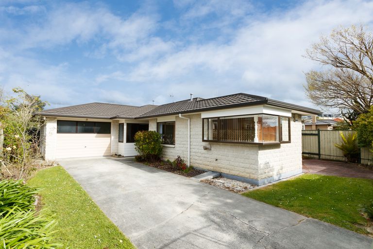 Photo of property in 34a Puriri Terrace, Roslyn, Palmerston North, 4414