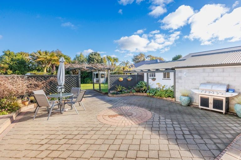 Photo of property in 21 Karina Terrace, Roslyn, Palmerston North, 4414