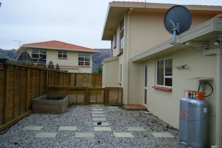 Photo of property in 3 Farrier Court, Cromwell, 9310