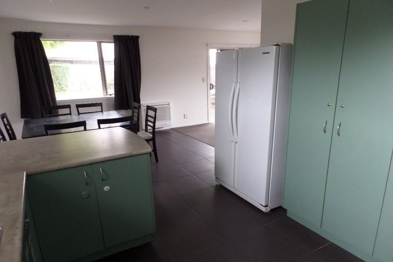 Photo of property in 34a Roche Avenue, Upper Riccarton, Christchurch, 8041