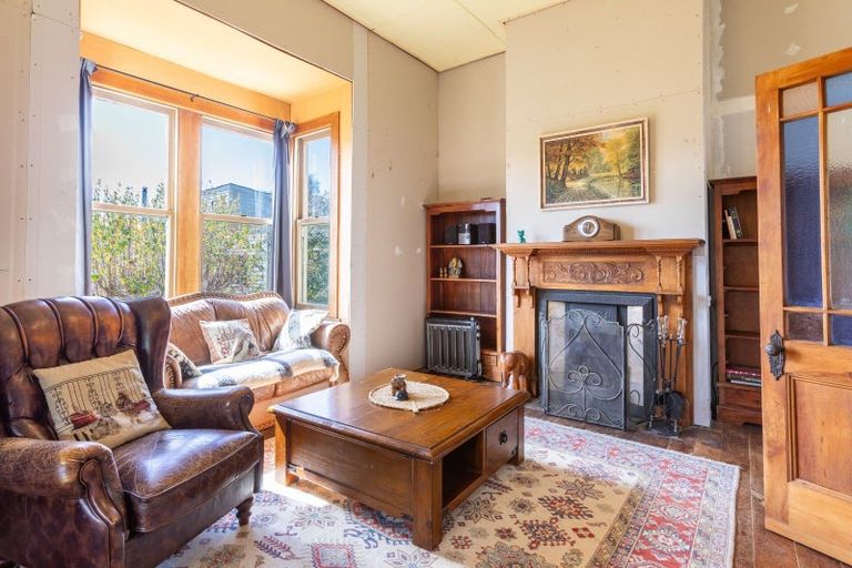 Photo of property in 34 Victoria Avenue, Dannevirke, 4930