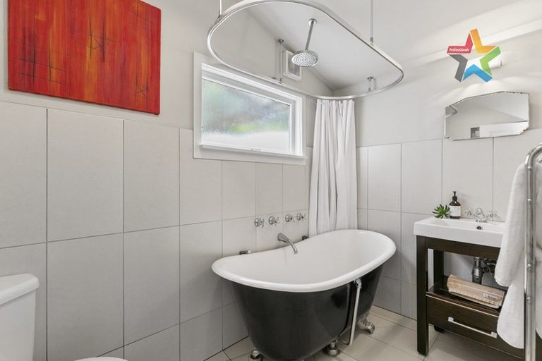 Photo of property in 43 Cecil Road, Wadestown, Wellington, 6012