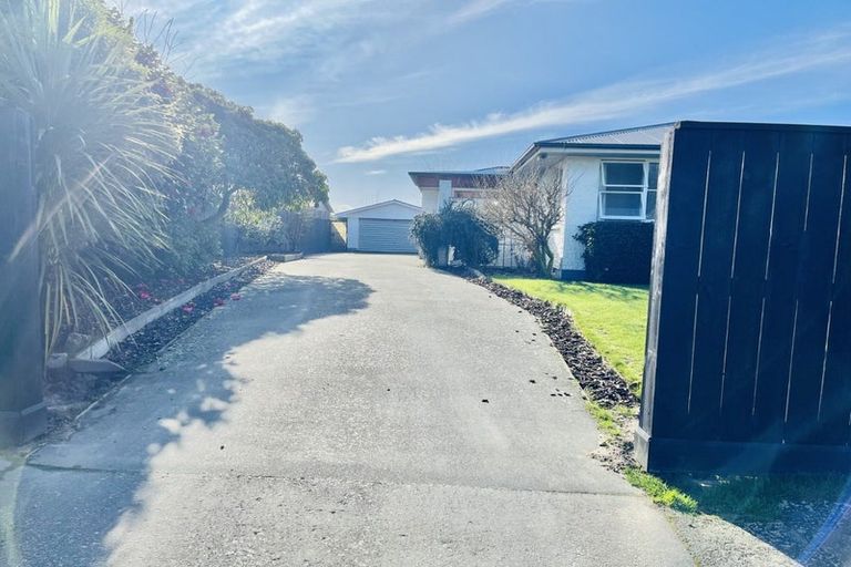 Photo of property in 35 Toorak Avenue, Avonhead, Christchurch, 8042
