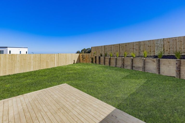 Photo of property in 10b Kotahitanga Street, Papakura, 2110