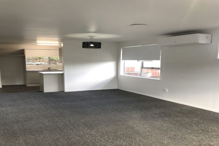Photo of property in 119 Lynn Road, Bayview, Auckland, 0629