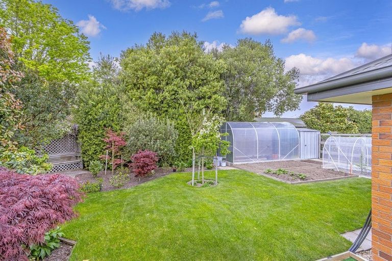 Photo of property in 22 Richard Seddon Drive, Northwood, Christchurch, 8051
