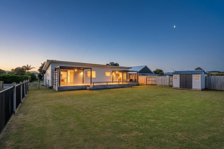 Photo of property in 149 Rangiora Crescent, Matarangi, Whitianga, 3592