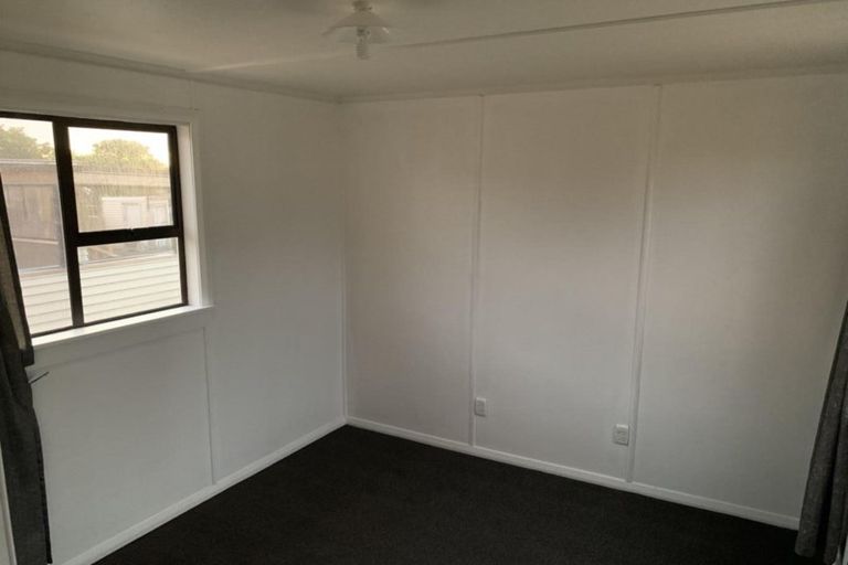 Photo of property in 293 High Street, Eltham, 4322
