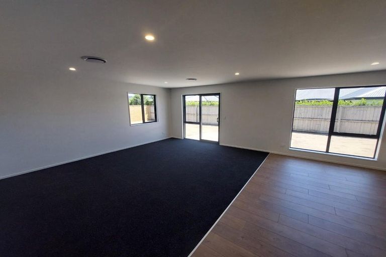 Photo of property in 10 Hawk Close, Rolleston, 7615