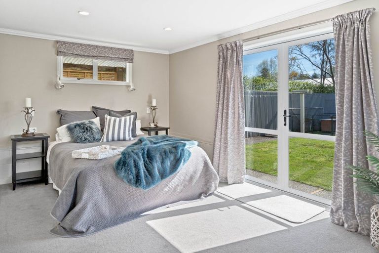 Photo of property in 72 Kuratawhiti Street, Greytown, 5712