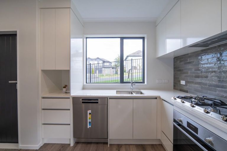 Photo of property in 37u3 Mansel Avenue, Hillcrest, Hamilton, 3216