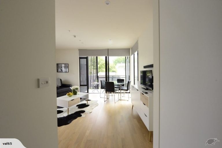 Photo of property in 50 Kilmore Street, Christchurch Central, Christchurch, 8013