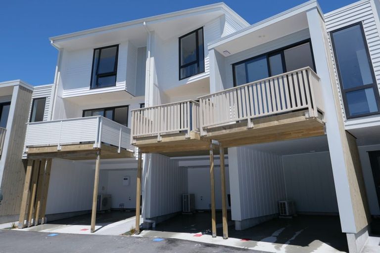 Photo of property in 43 Kamahi Place, Paraparaumu, 5032