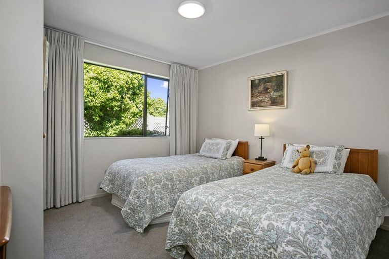 Photo of property in 24 Taylor Street, Cambridge, 3434