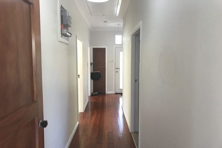 Photo of property in 267 Riverside Drive, Waterloo, Lower Hutt, 5011