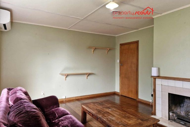 Photo of property in 42 Banks Street, Marfell, New Plymouth, 4310