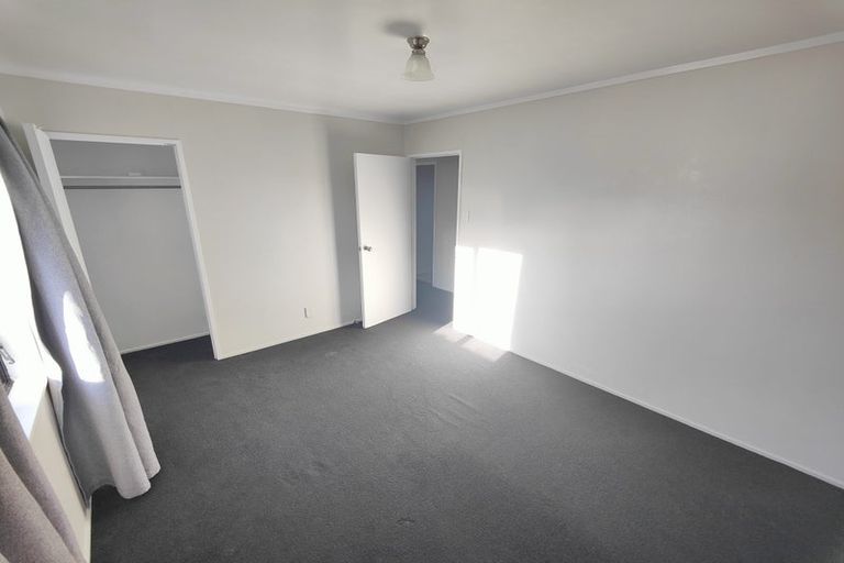 Photo of property in 77 Massey Street, Frankton, Hamilton, 3204