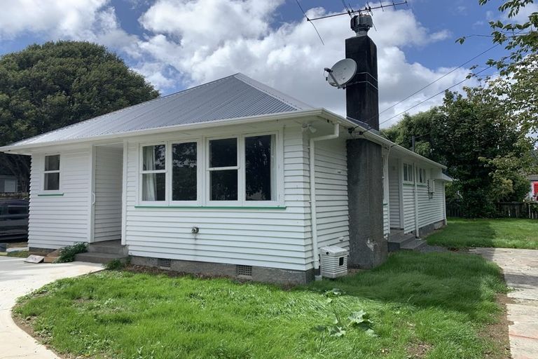 Photo of property in 32 Thackeray Street, Trentham, Upper Hutt, 5018