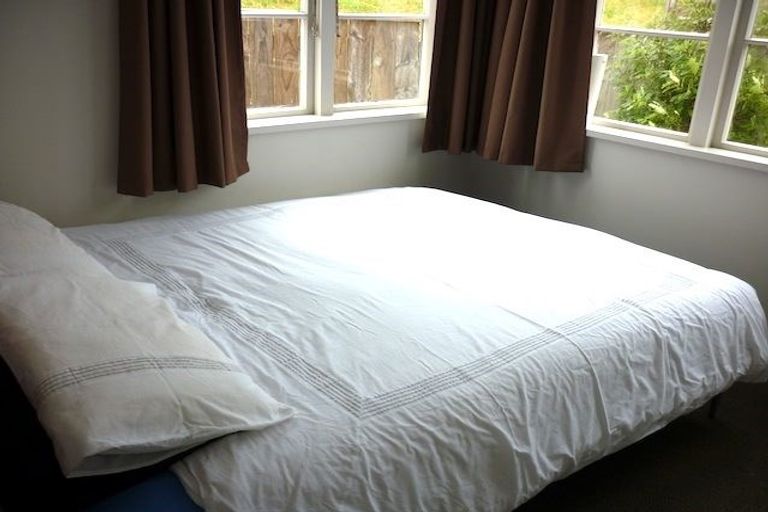 Photo of property in 2 Mudie Street, Alicetown, Lower Hutt, 5010